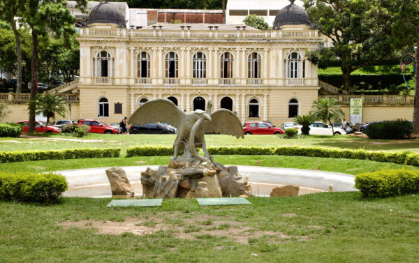 C&acirc;mara de Petr&oacute;polis altera composi&ccedil;&atilde;o de quatro comiss&otilde;es