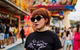 A "Amarga" poesia de Ma&iacute;ra Val&eacute;rio lan&ccedil;ada em livro