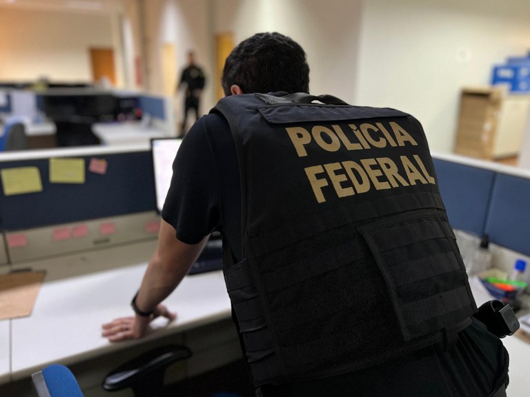 Alerta dos EUA levou pol&iacute;cia a encontrar 294 arquivos de pornografia infantil no Rio
