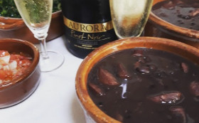 Quando o deus Baco entra na folia