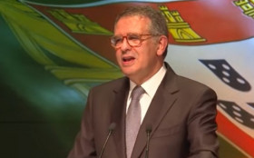 CORREIO POL&Iacute;TICO | O cravo e a barba