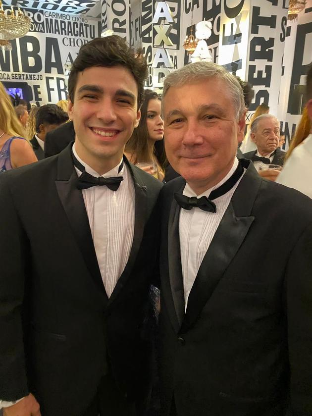 Macaque in the trees