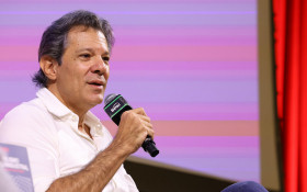 Haddad descarta risco sist&ecirc;mico em
crise desencadeada pelo Banco Master