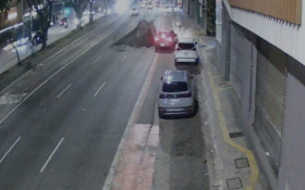 Explos&atilde;o abre cratera na Rua da Consola&ccedil;&atilde;o, em SP