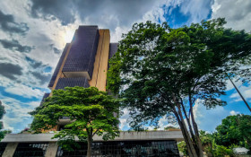 BC liquida duas corretoras ligadas a ex‑s&oacute;cio do Banco Master