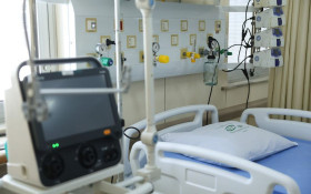 Hospital da PUC atinge 310% de lota&ccedil;&atilde;o; Estado promete at&eacute; 100 leitos SUS