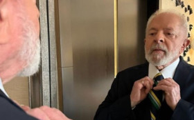 O advers&aacute;rio de Lula nas pesquisas &eacute; a imagem de seu governo