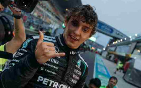 Kimi Antonelli vence GP de Shangai e Hamilton conquista primeiro p&oacute;dio pela Ferrari