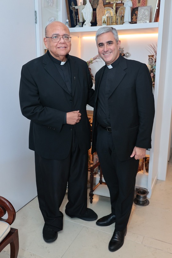 Macaque in the trees