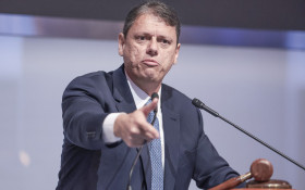 Tarc&iacute;sio de Freitas defende fim da reelei&ccedil;&atilde;o no Brasil