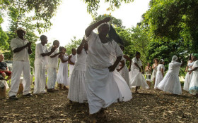 Quilombo de Valen&ccedil;a recebe t&iacute;tulo definitivo do Incra