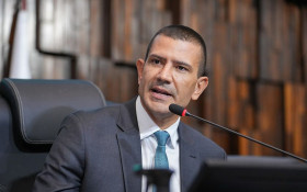 Coluna Magnavita | Direita aplaudiu a elei&ccedil;&atilde;o direta