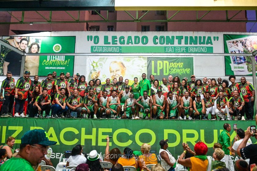 Macaque in the trees