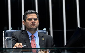 Alcolumbre promulga Lei da Dosimetria, motivo de crise com governo 