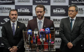 Brasil e EUA firmam coopera&ccedil;&atilde;o para combate ao tr&aacute;fico de armas e drogas