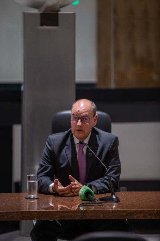 Coluna Magnavita | Couto n&atilde;o recebe remunera&ccedil;&atilde;o para comandar o governo
