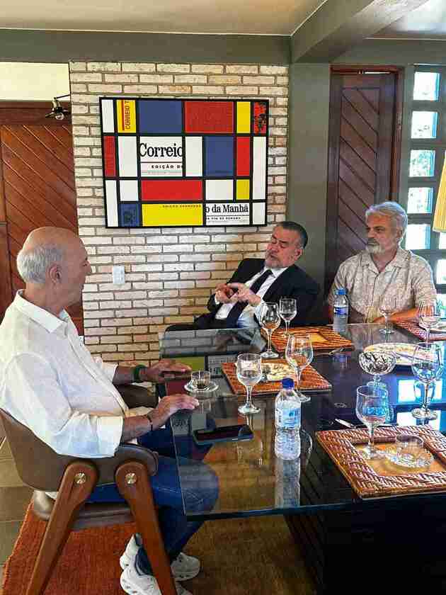 Arruda conversou sobre suas ideias para o GDF, caso retorne ao cargo em 2026 Macaque in the trees