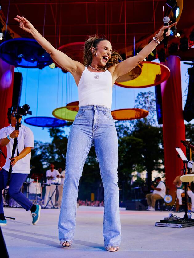 Macaque in the trees