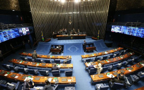 CORREIO POL&Iacute;TICO | A dura disputa pelo Senado
