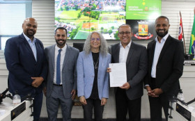 Carapicu&iacute;ba aprova relat&oacute;rio final da CPI da Sabesp