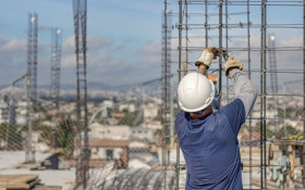 &Iacute;ndice da Constru&ccedil;&atilde;o Civil sobe 1,04% em abril com alta de materiais, servi&ccedil;os e m&atilde;o de obra