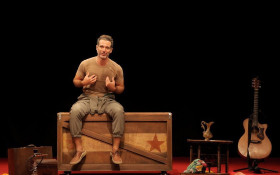 'Meu Rem&eacute;dio', com&eacute;dia dram&aacute;tica, chega a Campinas