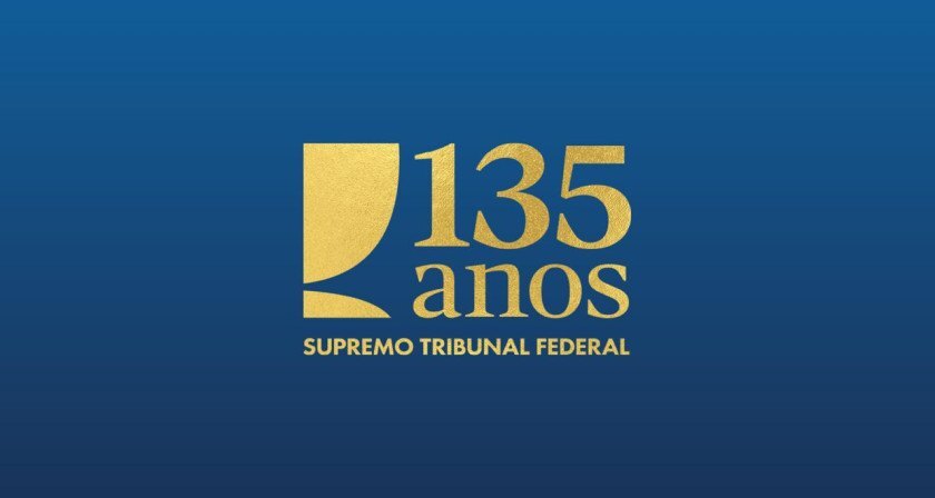 Macaque in the trees