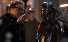 'Que a for&ccedil;a esteja com voc&ecirc;s': diretor revela o desafio de migrar uma s&eacute;rie para a telona e suas metas na franquia 'Star Wars's