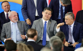 Lula espera um gesto de Alcolumbre para se entenderem 