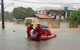 Tempestades em PE matam quatro e deixam mais de mil desalojados