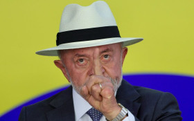 Lula: derrotas e guinada &agrave; esquerda