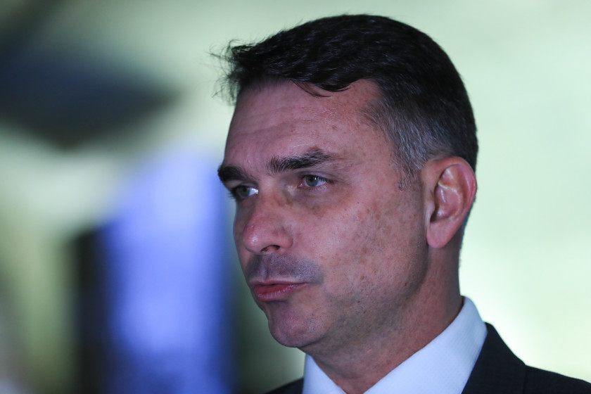 Fl&aacute;vio Bolsonaro recusa seguran&ccedil;a da PF durante campanha eleitoral