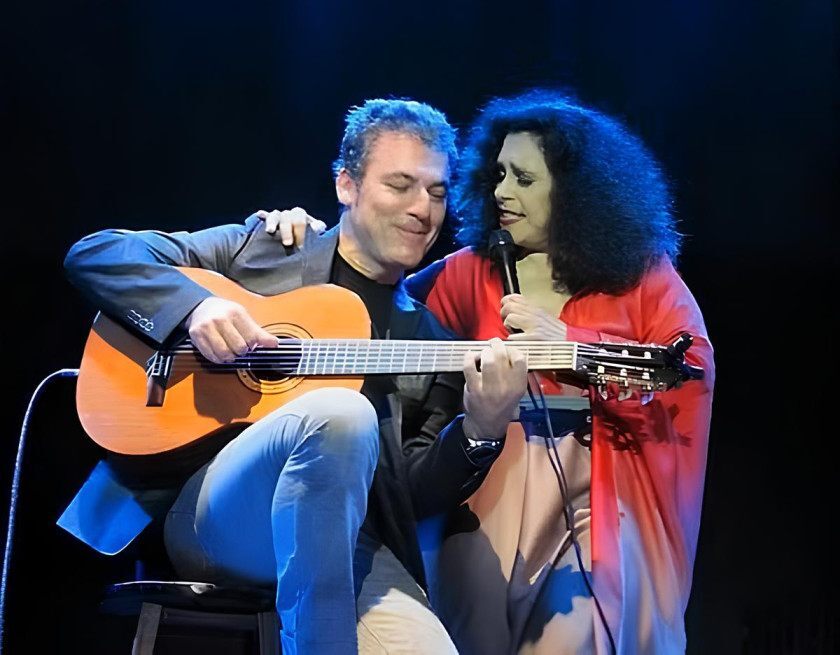 Gal e um viol&atilde;o. Para que mais?