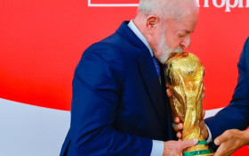 Lula diz a Trump que Brasil vai ganhar a Copa