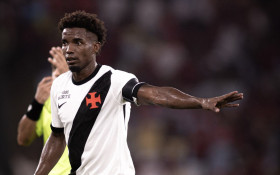 Absolvido, Thiago Mendes est&aacute; liberado para enfrentar o Athletico-PR