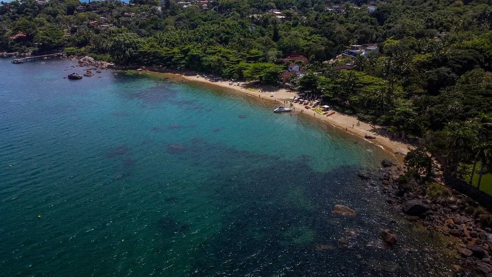 Litoral paulista tem 35 praias impr&oacute;prias para banho
