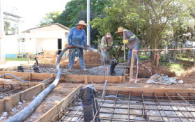Em Jaguari&uacute;na, esta&ccedil;&atilde;o de capta&ccedil;&atilde;o do Rio Jaguari recebe melhorias