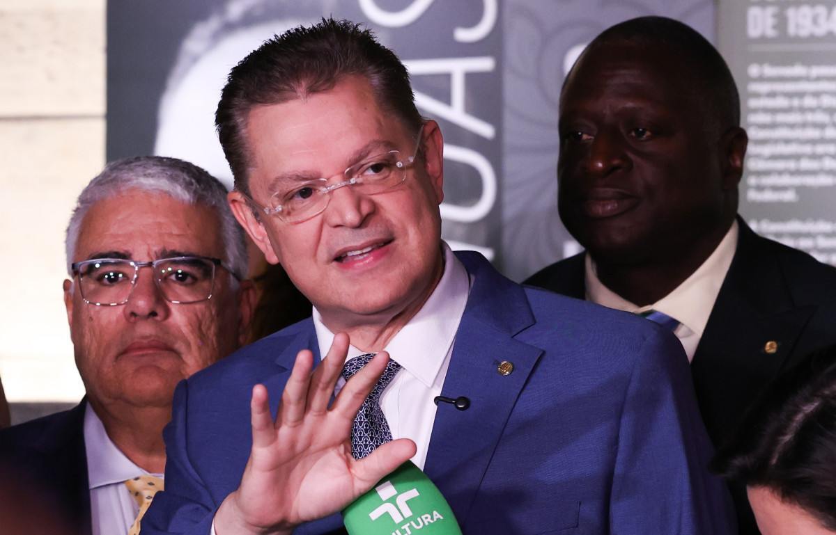 Oposi&ccedil;&atilde;o protocola nova PEC da Anistia