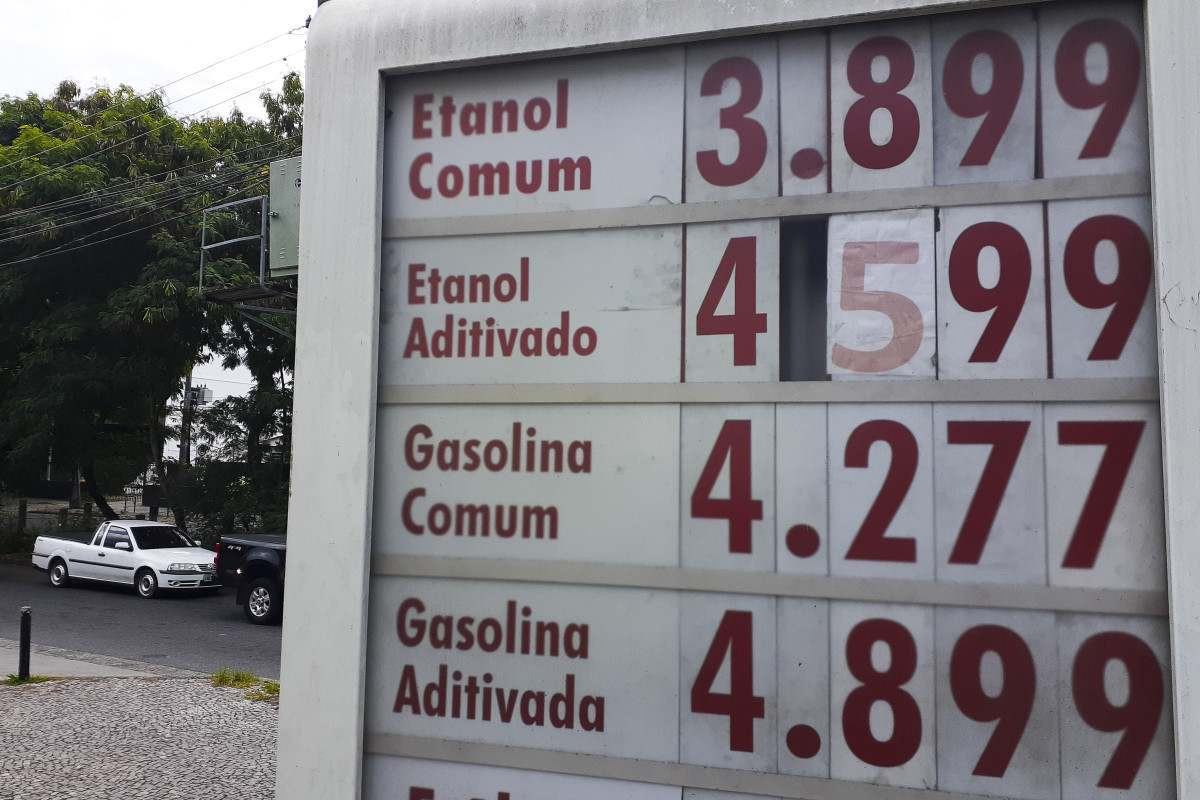 Nova lei em Campinas obriga postos a destacar pre&ccedil;o real dos combust&iacute;veis