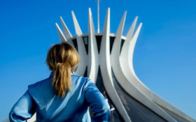BRASILIANAS | Amneres Santiago lan&ccedil;a 'Corpo M&iacute;tico das Palavras', obra em dois volumes de poesia e prosa