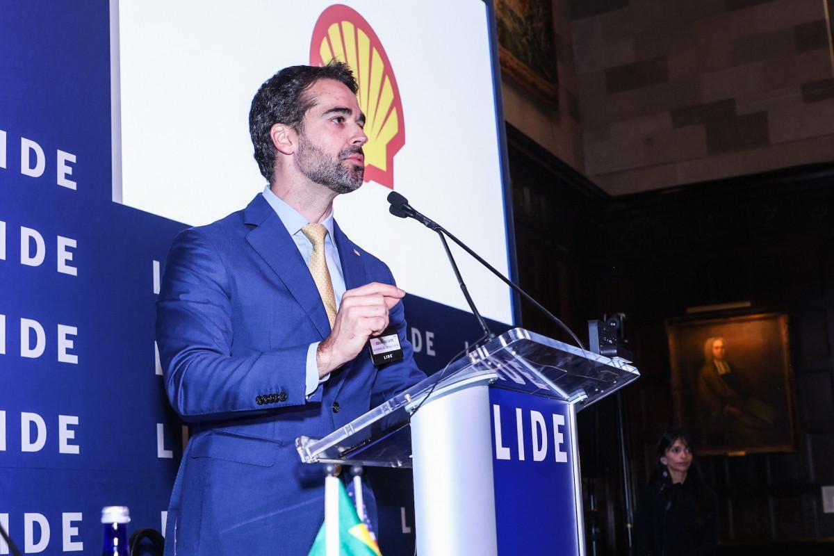 Não existe lugar no mundo em que a sociedade tenha prosperado com um governo desajustado, disse o governador do RS, Eduardo Leite