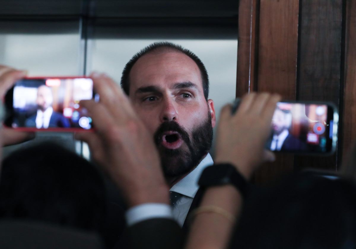 PGR pede condena&ccedil;&atilde;o de Eduardo Bolsonaro