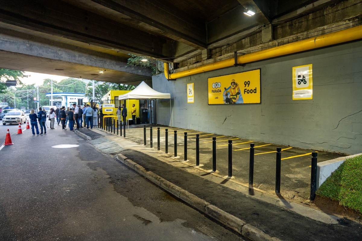 Prefeitura e 99 apresentam fiscaliza&ccedil;&atilde;o de motociclistas