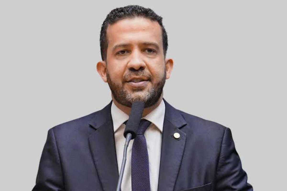 Nunes Marques d&aacute; 15 dias para Janones responder a&ccedil;&atilde;o de Michelle Bolsonaro no STF