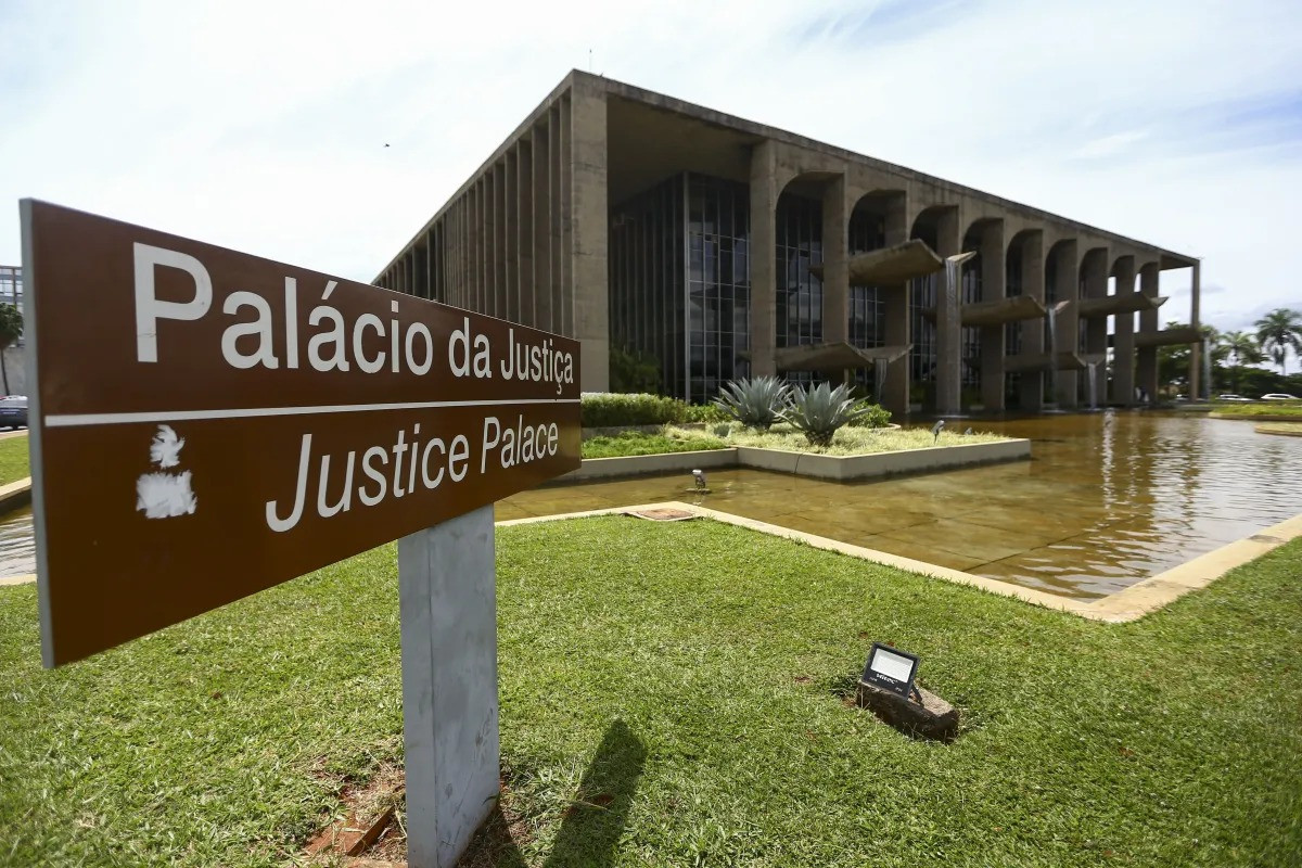 Coluna Magnavita | Ricardo Couto cotado para ministro da Justi&ccedil;a de Lula