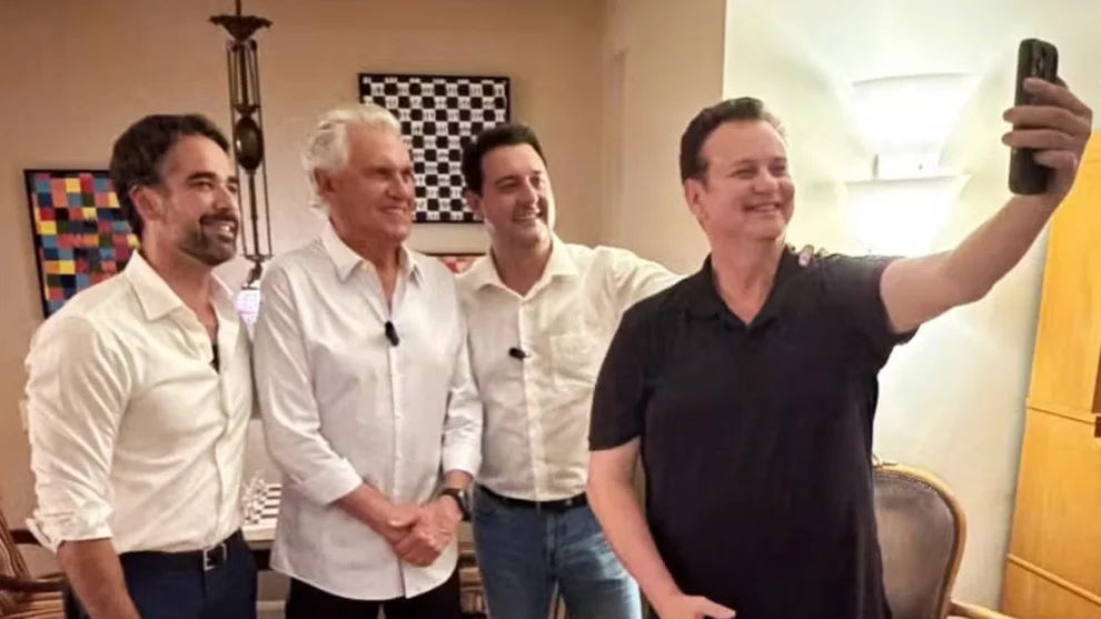 Três nomes na disputa presidencial