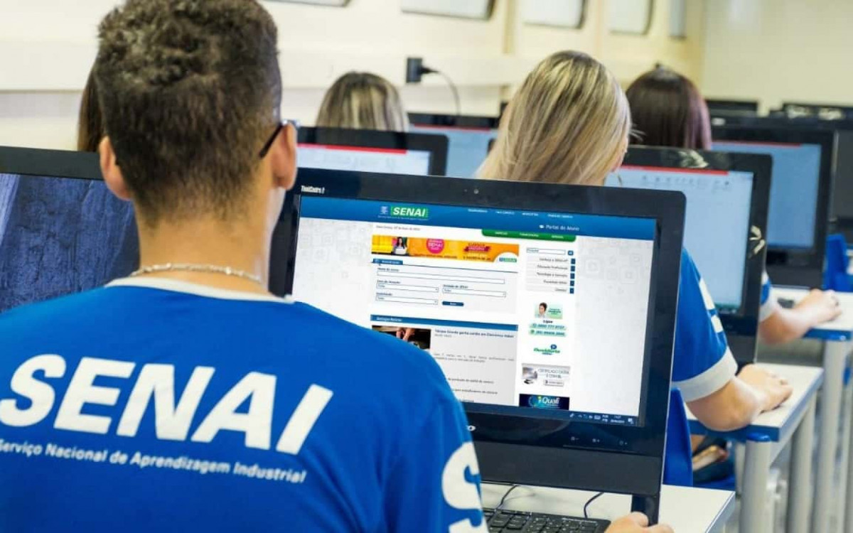 Governo amplia oferta de cursos t&eacute;cnicos gratuitos