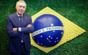 CBF renova o contrato de Ancelotti por mais 4 anos