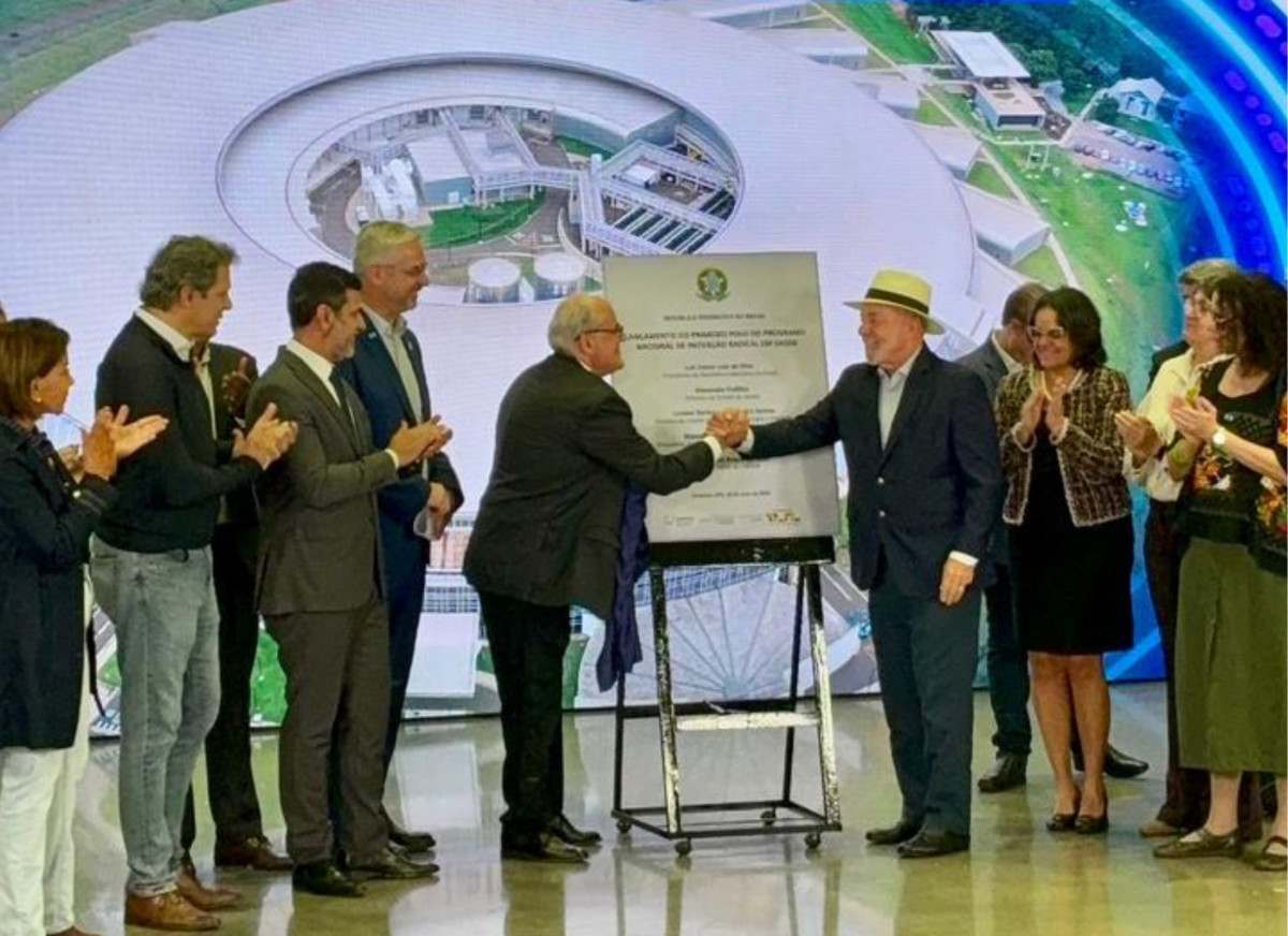 O presidente Luiz Inácio Lula da Silva inaugurou, em Campinas, no CNPEM, quatro novas linhas de luz sincrotron do acelerador de partículas do superlaboratório Sirius