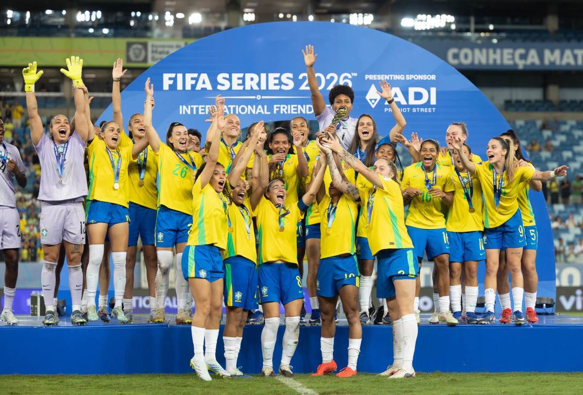 Sele&ccedil;&atilde;o Feminina rouba a cena na convoca&ccedil;&atilde;o